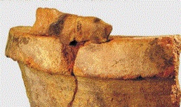 Fig. 4. Sello sobre Pithos. Tomado de Hallager, 2001: 9.